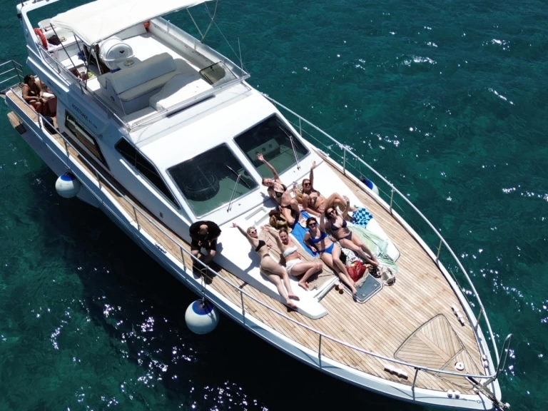 Bootverhuur Rethymno goedkoop Altura 52 S