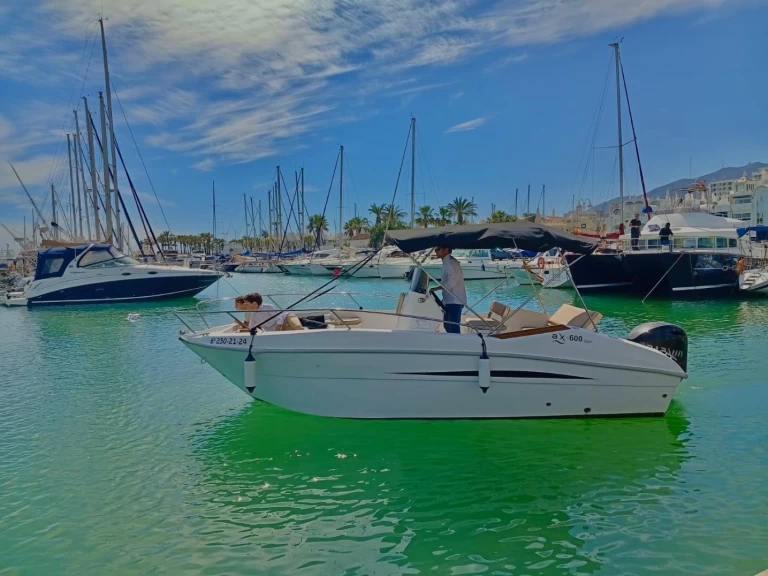 Huur Motorboot met of zonder schipper Astilux in Benalmádena