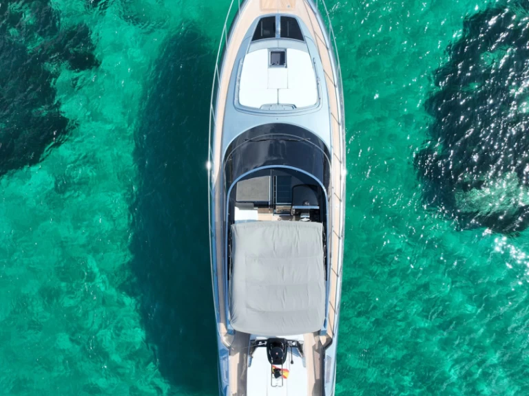 Verhuur Motorboot RIVA RIVALE 56 met vaarbewijs