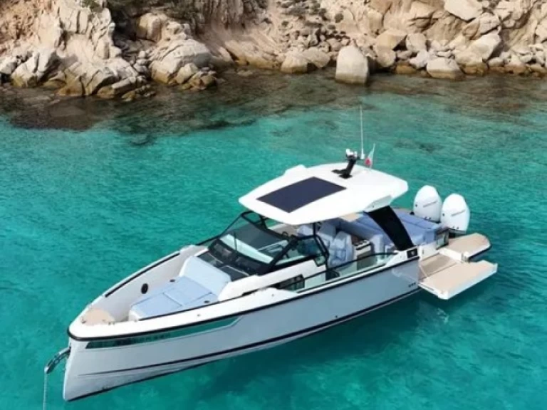 Bootverhuur Juan-les-Pins goedkoop Saxdor 320 GTO