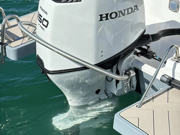 Verhuur Motorboot trident met vaarbewijs