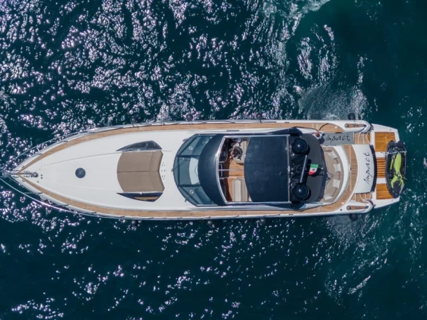 Huur Jacht met of zonder schipper Sunseeker in Napels