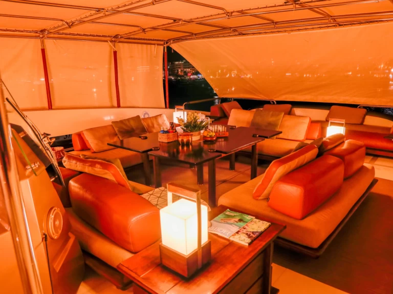 Bootverhuur House of Hütter  Goldfinger in Ibiza Town via SamBoat