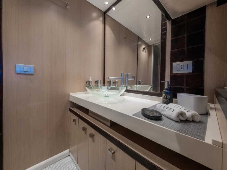 Verhuur Jacht Jaguar met vaarbewijs