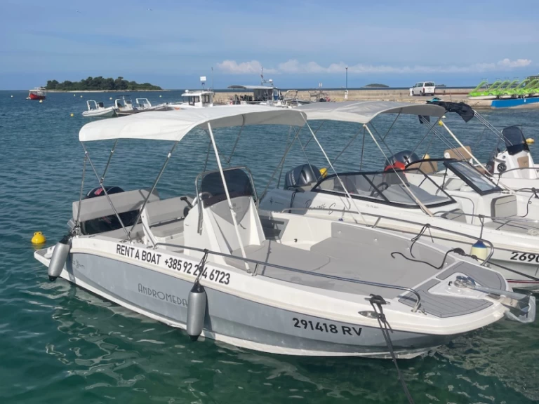 Motorboot te huur in Rovinj voor de beste prijs