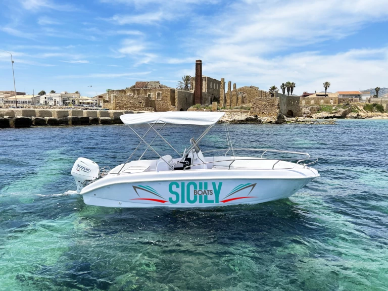 Bootverhuur Avola goedkoop Medusa 19