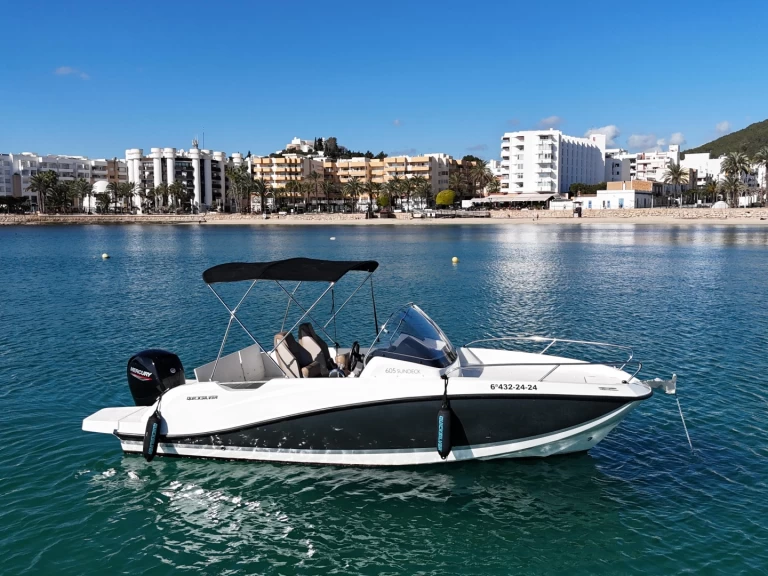 Jachthuur in Antibes - Quicksilver Quicksilver 605 Sundeck via SamBoat