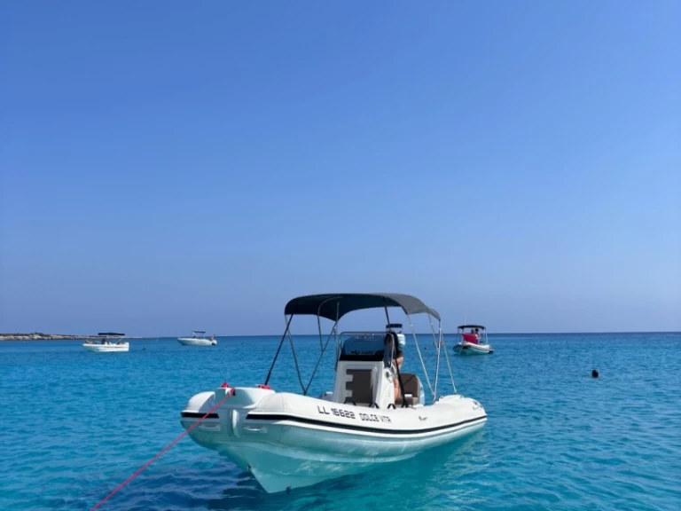 Verhuur RIB Nuova Jolly met vaarbewijs