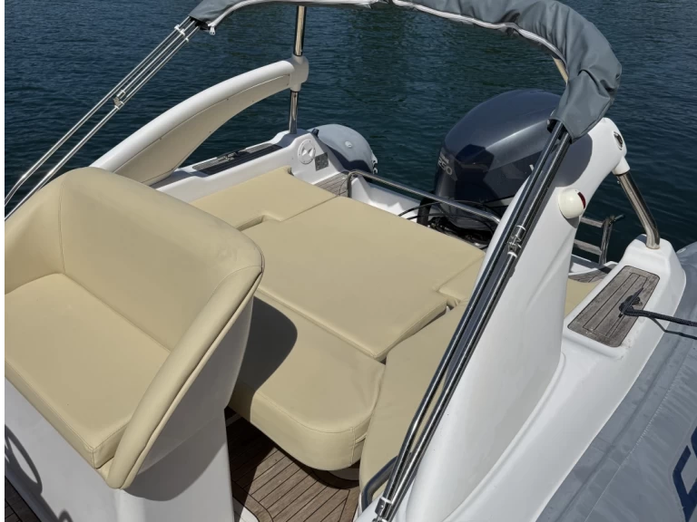 Huur een Sacs Sacs S 780 in Mandelieu-la-Napoule