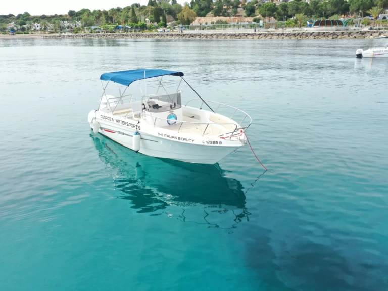 Verhuur Motorboot Selva met vaarbewijs