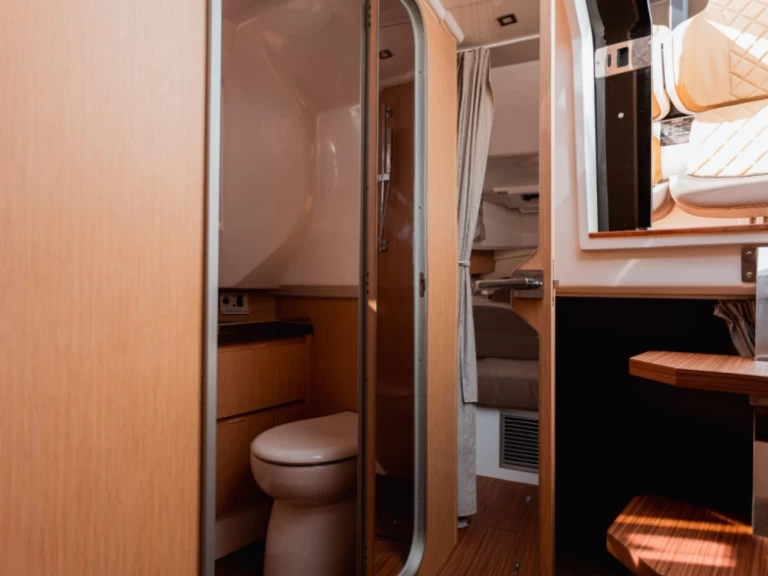 Huur een Salpa AVANGARDE 1.1 in Porticcio