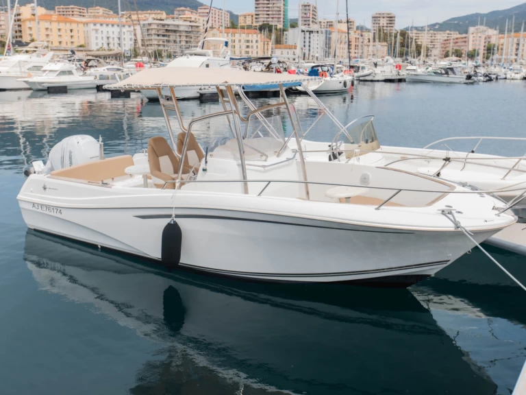 Verhuur Motorboot in Ajaccio - Bénéteau Cap Camarat 7.5 CC