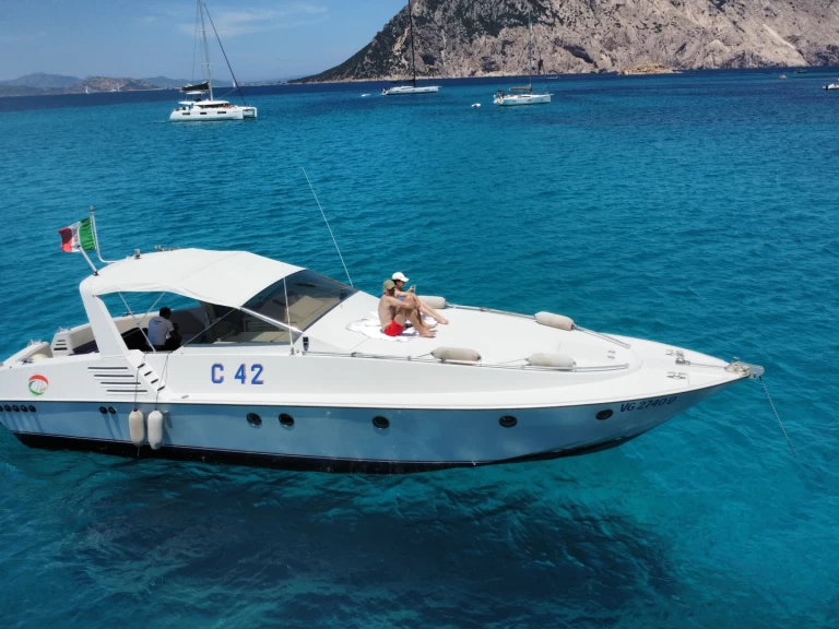 Huur Motorboot met of zonder schipper Tecnomarine in Porto Rotondo