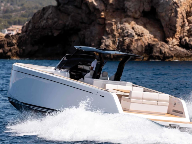 Pardo Yachts Queen Lia II te huur van particulier of professional in Benítses