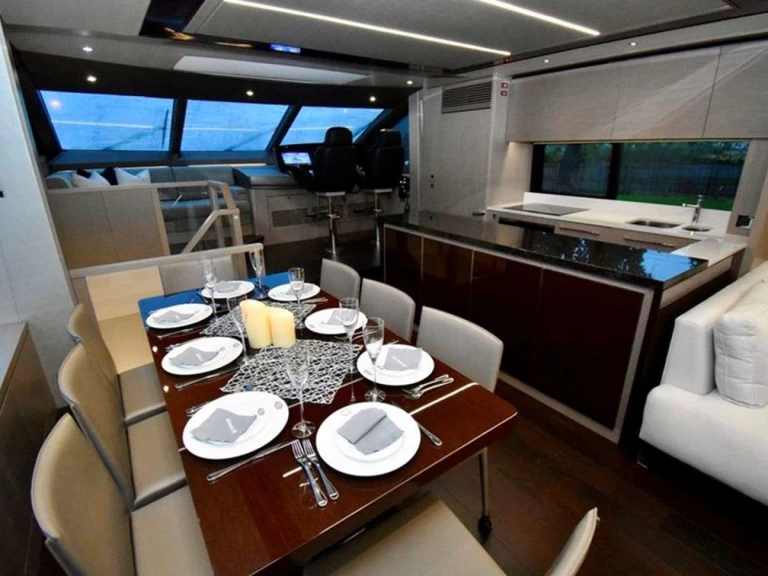 Bootverhuur Sunseeker Do it Anyway in Miami via SamBoat