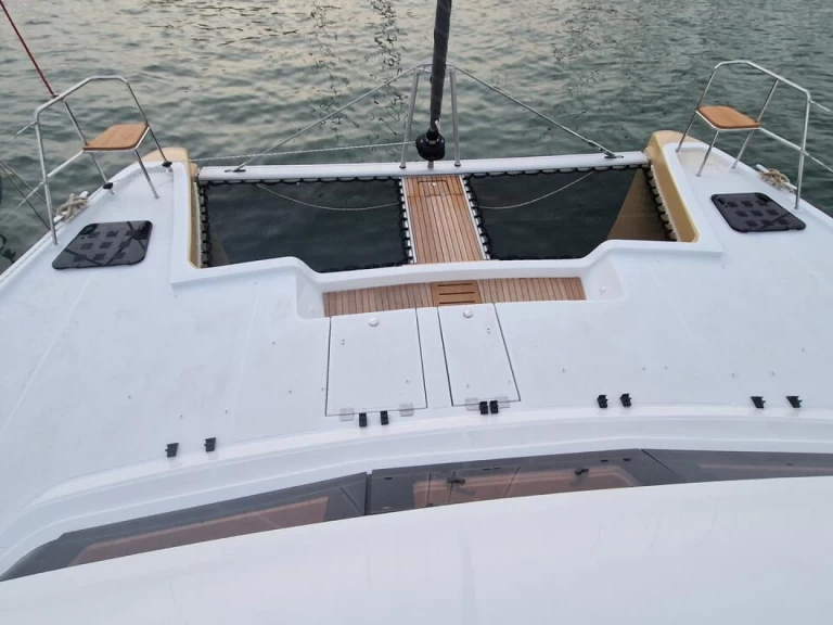 Verhuur Catamaran Aventura met vaarbewijs