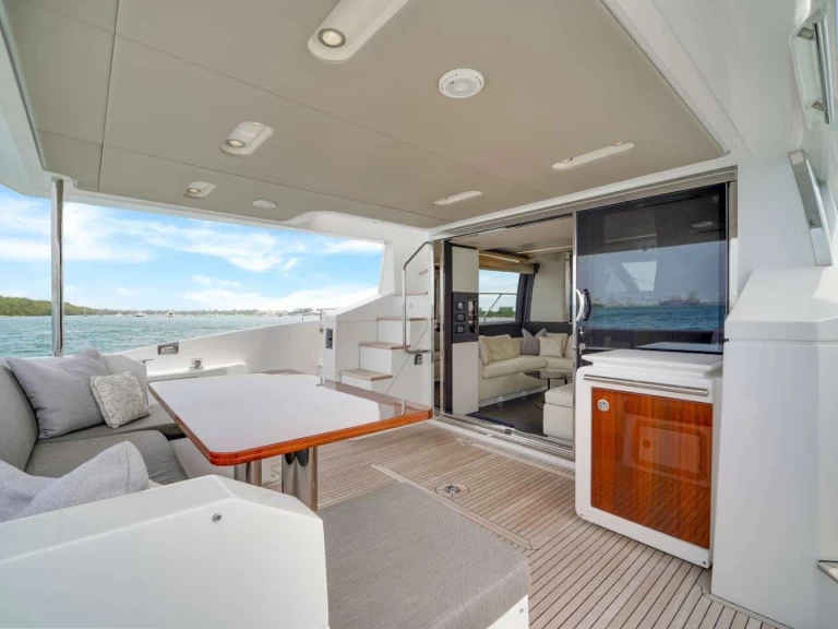 Jacht te huur in Miami voor de beste prijs