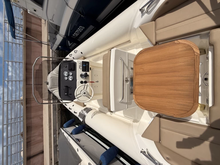 RIB te huur in Cannes voor de beste prijs