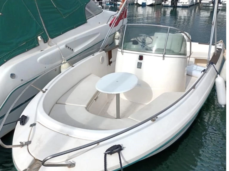 Verhuur Motorboot in Fos-sur-Mer - Jeanneau Cap Camarat 625