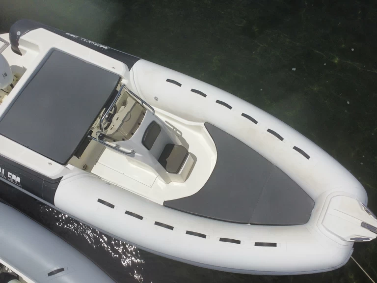 Motorboot te huur in Porto Rotondo voor de beste prijs