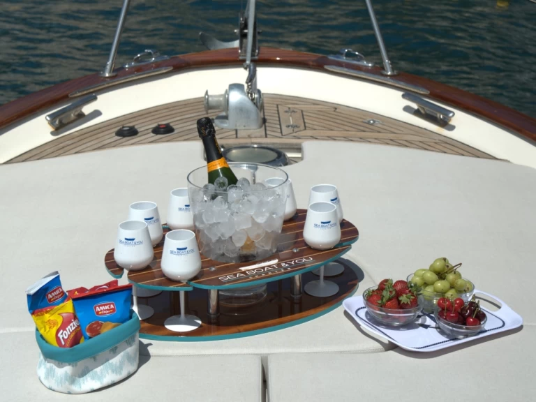 Verhuur Motorboot VD INGENITO met vaarbewijs