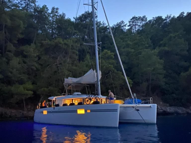 Lagoon 450F  Lagoon 450F  te huur van particulier of professional in Fethiye