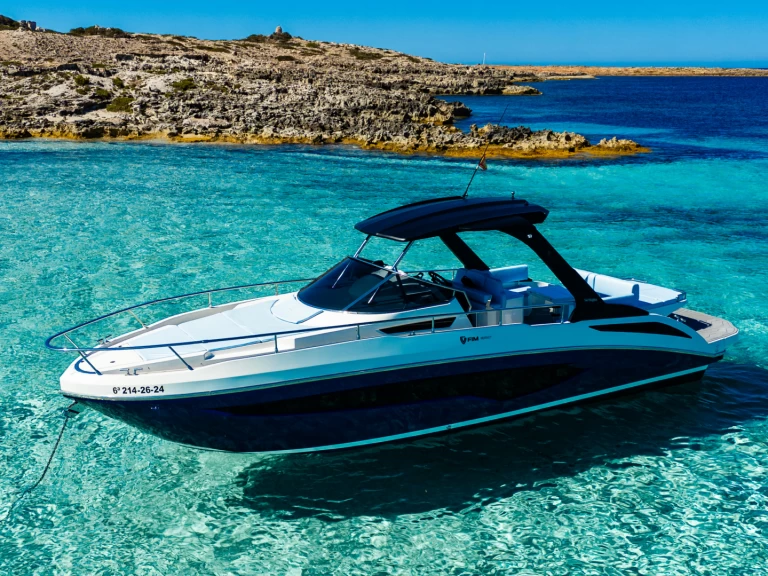 Bootverhuur Ibiza Magna goedkoop 340