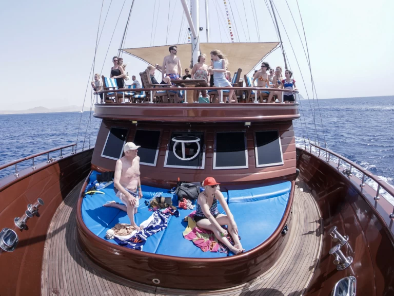 Custom Made Heaven Saphir te huur van particulier of professional in Hurghada