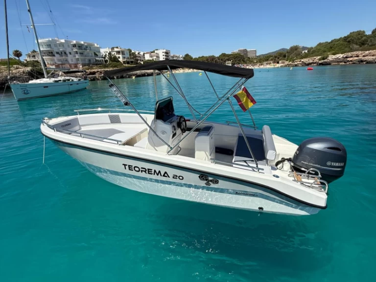 Huur een Kolmarine Teorema 20 in Portocolom