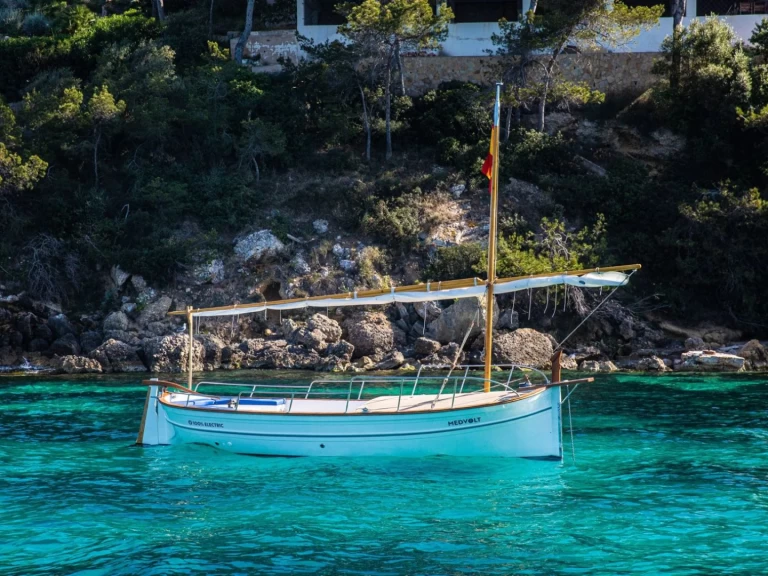 Medvolt Marine M7 te huur van particulier of professional in Club Náutico Moraira