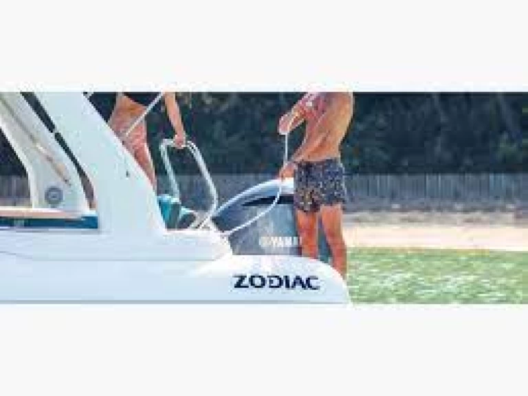 zodia Medline 7.5 te huur van particulier of professional in Port Grimaud