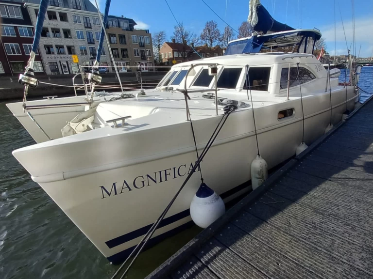Bootverhuur Broadblue 385  in Açores via SamBoat