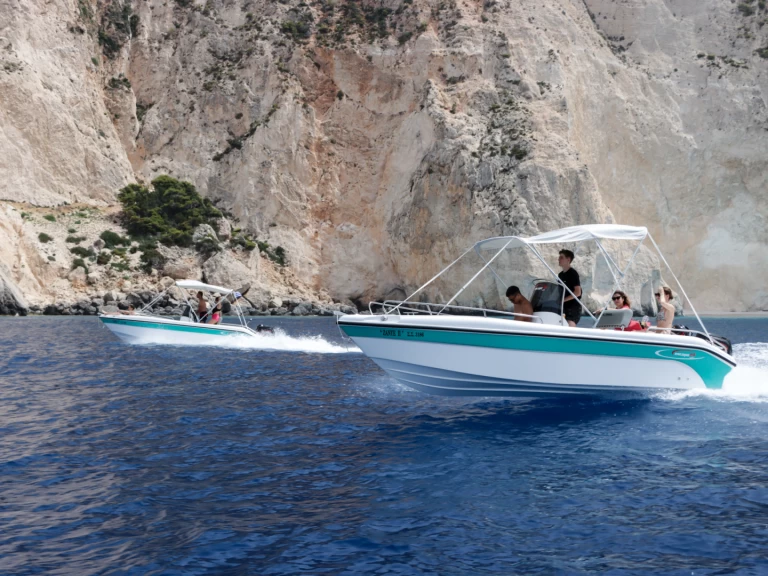 Motorboot te huur in Zakynthos voor de beste prijs