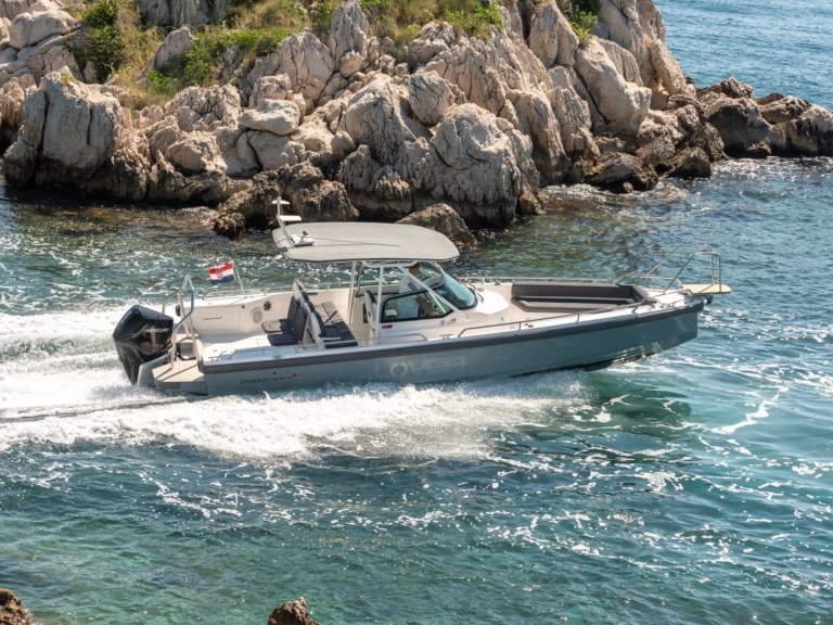 Huur een Axopar Axopar 28 T-Top in Trogir