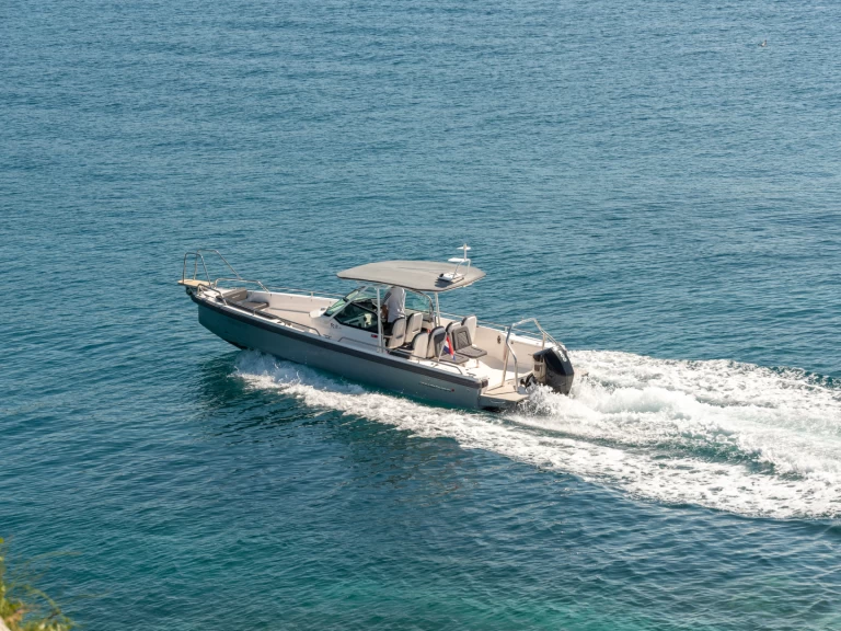 Axopar Axopar 28 T-Top te huur van particulier of professional in Trogir