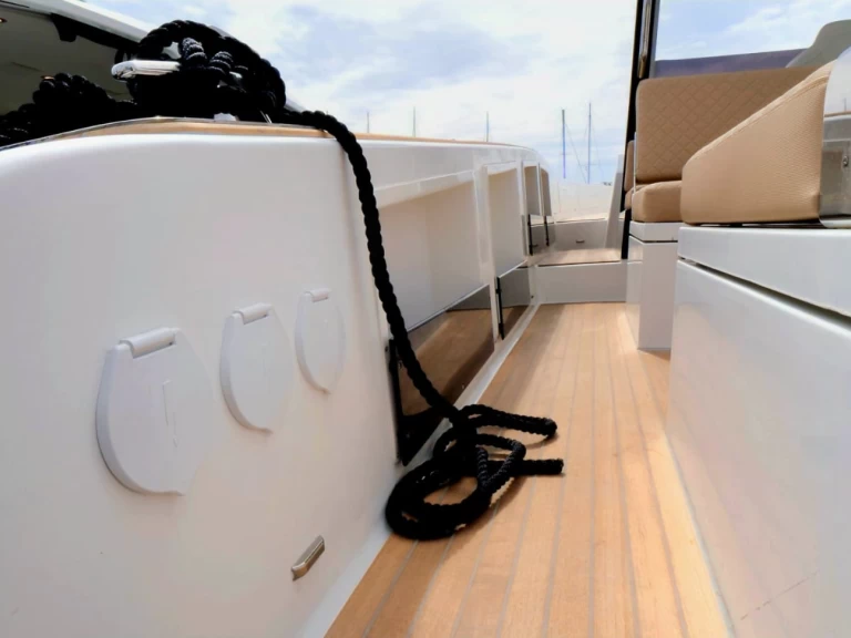 Lucky Wood Vicenzo 39 WA te huur van particulier of professional in Zadar