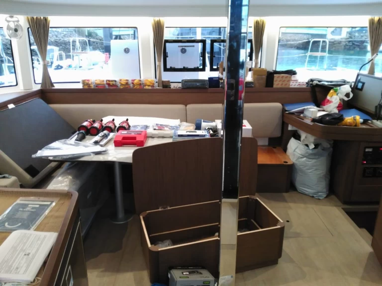 Huur een Lagoon Lagoon 42 in Parish of Saint George