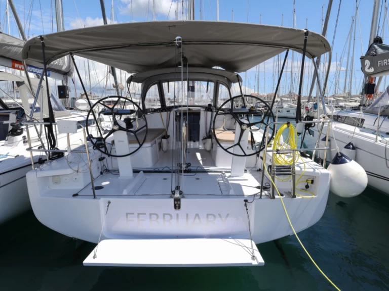 Verhuur Zeilboot Bénéteau met vaarbewijs