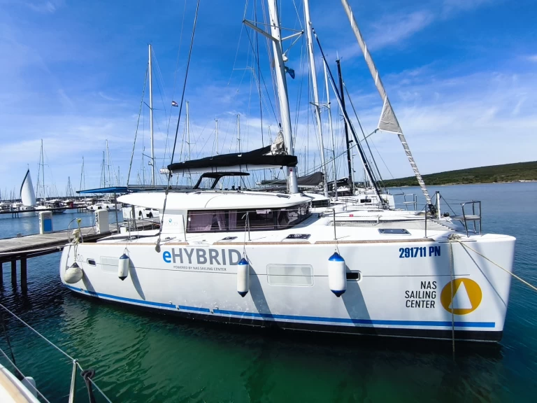 Bootverhuur Punat goedkoop Lagoon 400 S2