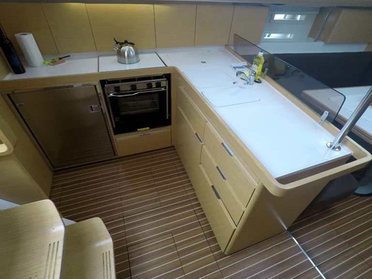 Bootverhuur Šibenik goedkoop Impression 444