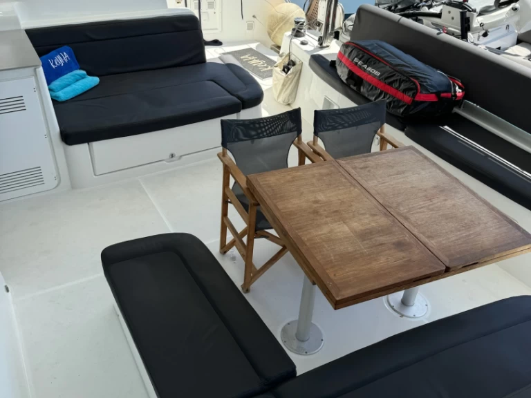 Huur een Lagoon Lagoon 46 in Toúrlos