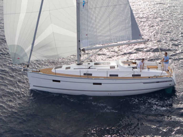 Verhuur Zeilboot in Palma de Mallorca - Bavaria Cruiser 36