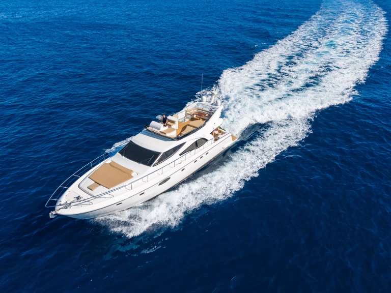 Ferretti 591 te huur van particulier of professional in Dubrovnik