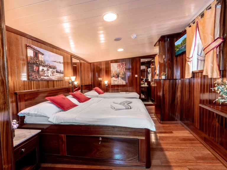 Zeilboot te huur in Split voor de beste prijs