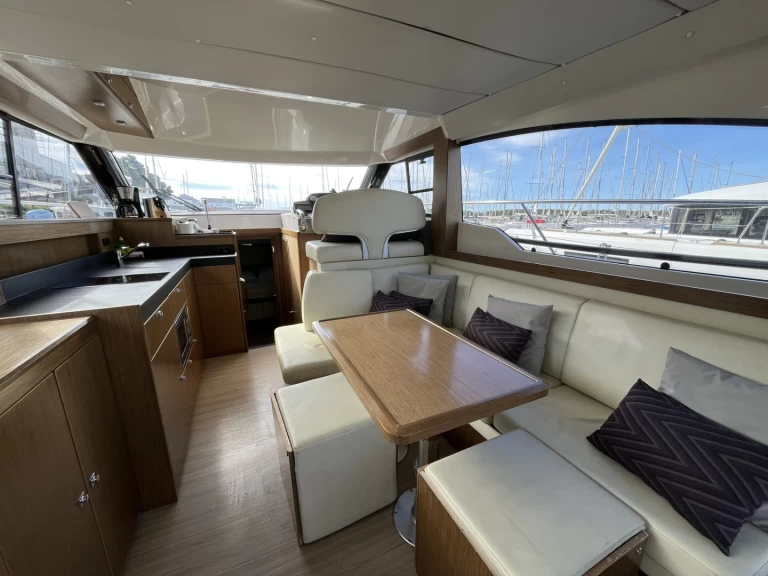 Bavaria Virtess 420 Fly te huur van particulier of professional in Šibenik