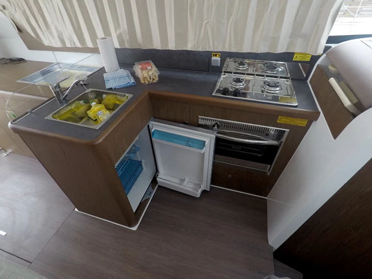 Bootverhuur Šibenik goedkoop Antares 36