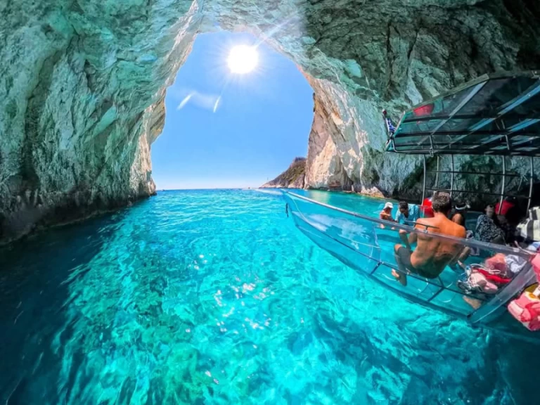 Verhuur Motorboot in Kerí - Custom Made Clear boat