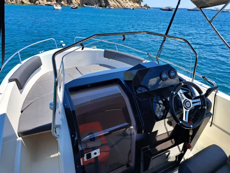 Verhuur Motorboot Pacific Craft met vaarbewijs