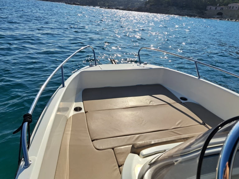 Bootverhuur Quicksilver Activ 605 Open Pack Sport in Marina de Palamós via SamBoat