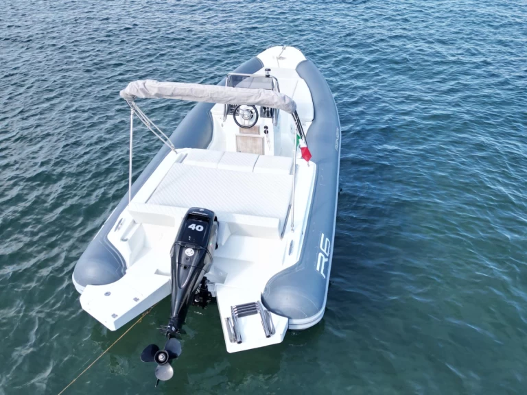 Verhuur RIB Renier met vaarbewijs